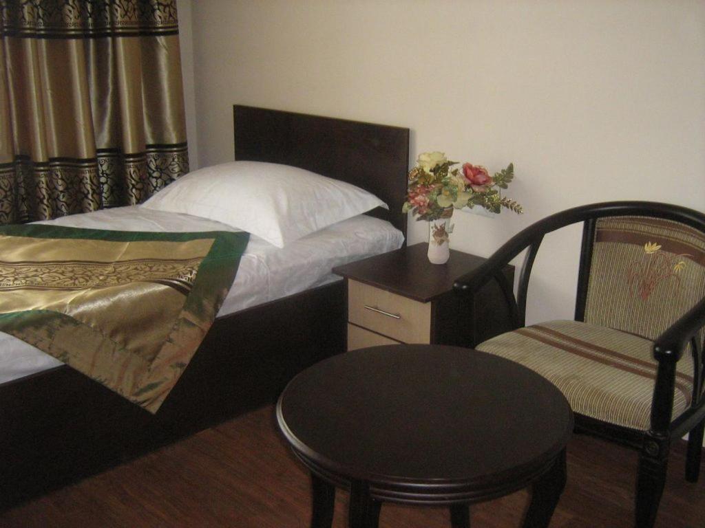 Kausar Hotel 阿拉木图 客房 照片